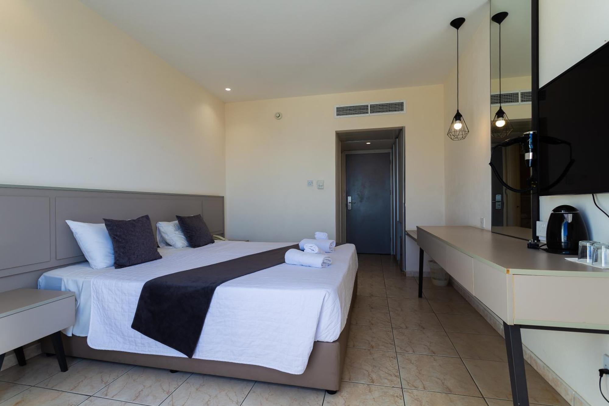 Piere - Anne Beach Hotel Айя-Напа Екстер'єр фото